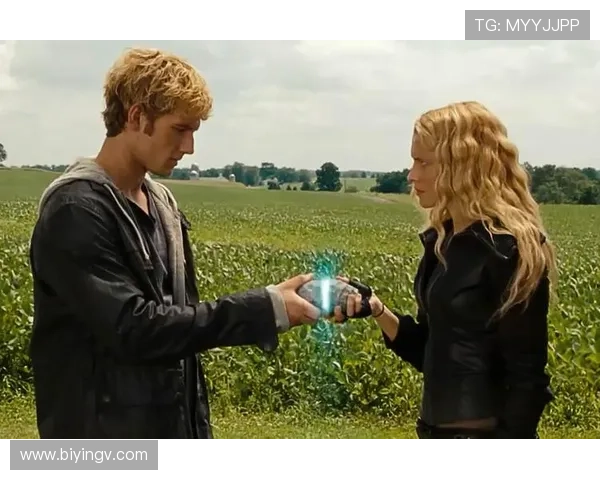 围绕英雄第一季揭示普通人觉醒超能力命运交织的惊险篇章 围绕英雄第一季揭示普通人觉醒超能力命运交织的惊险篇章